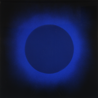 Erik Pluis - Blackhole Blue Epoxiharz | Pigment auf Holz