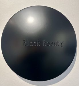 Jan M. Petersen - Aluminiumlinse schwarz lackiert : BLACK BEAUTY