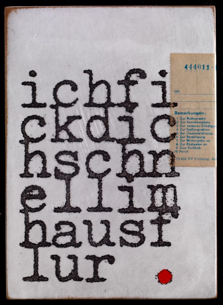 Holzbild vom Künstler Jan M. Petersen: hausflur